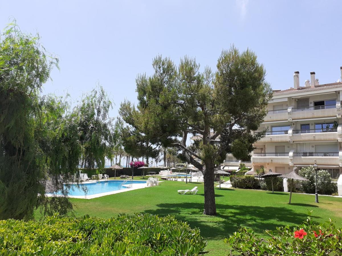 Apartamento Bahia Blanca Vilanova i la Geltrú Esterno foto