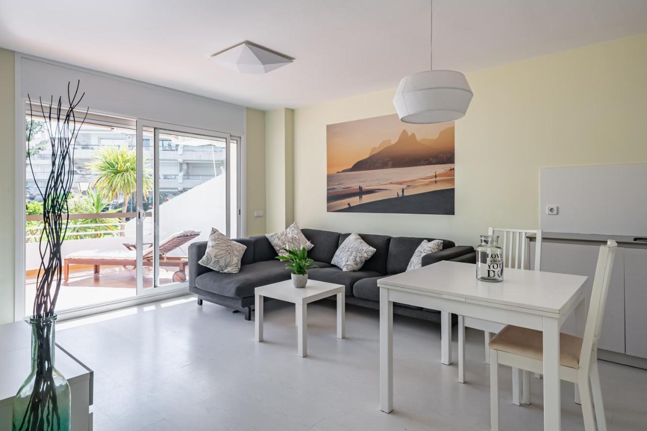 Apartamento Bahia Blanca Vilanova i la Geltrú Esterno foto