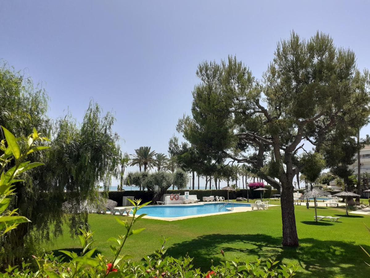 Apartamento Bahia Blanca Vilanova i la Geltrú Esterno foto