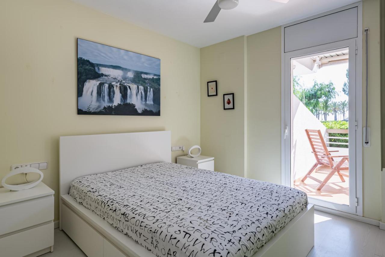 Apartamento Bahia Blanca Vilanova i la Geltrú Esterno foto